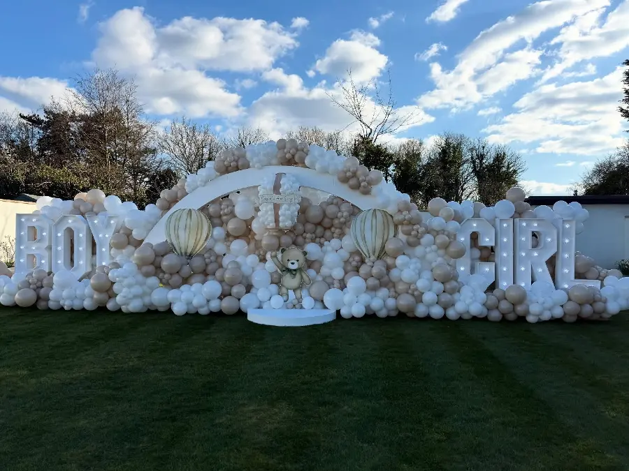 Grand Marquee Bear Display