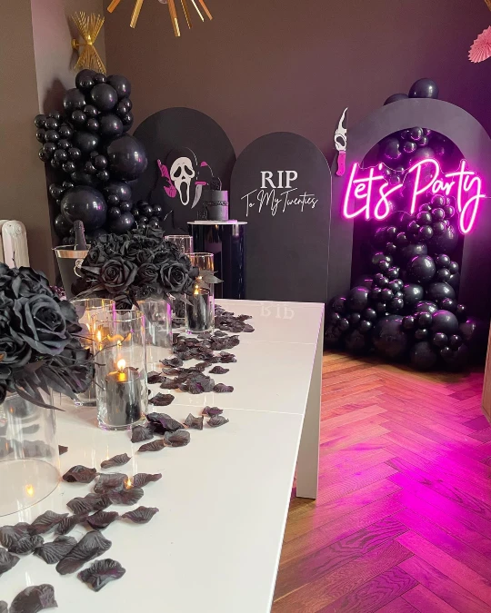 Neon-Lit "Scream" Theme Decor