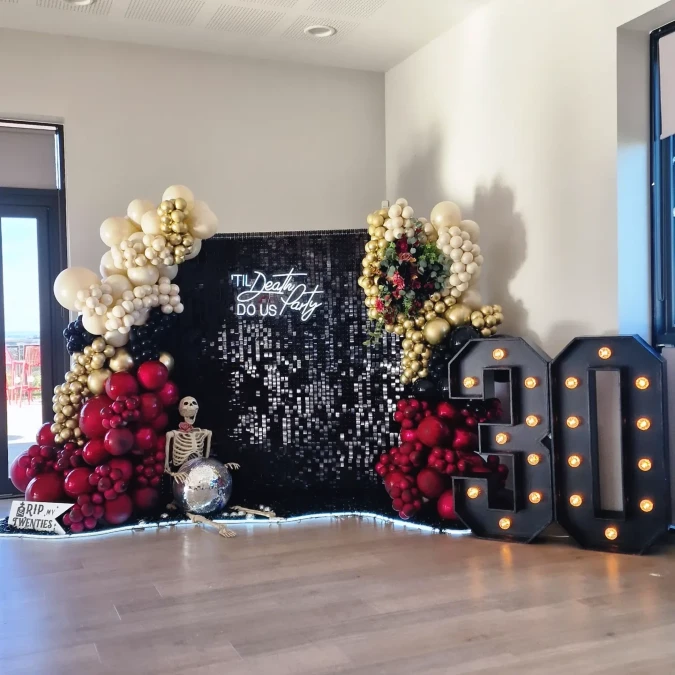 Shimmer Wall and Disco Skeleton Setup