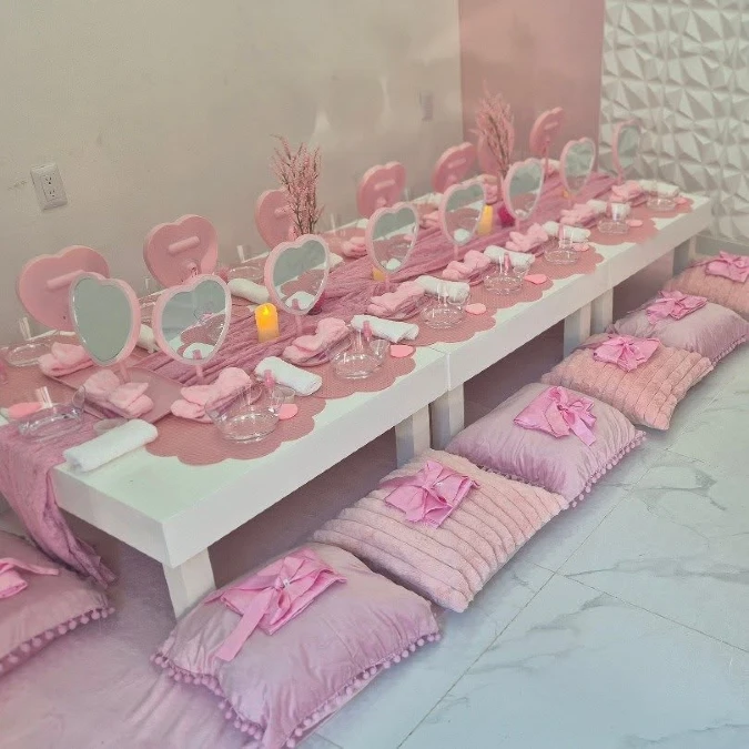 Heart Shaped Vanity Station