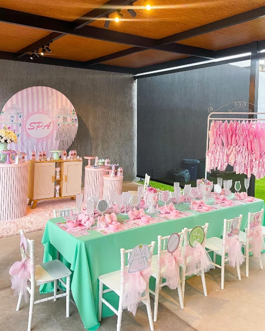 Mint Green Spa Station