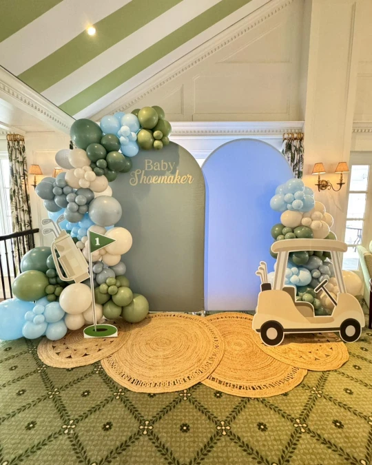 Baby Shoemaker Arched Backdrop