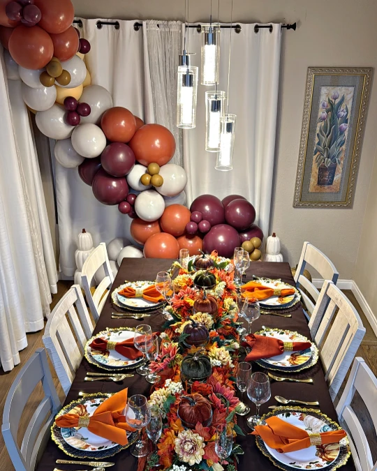 Rich Autumn Table Setting with Balloon Arch