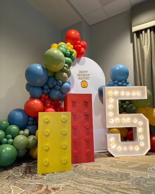 Personalized Backdrop Display