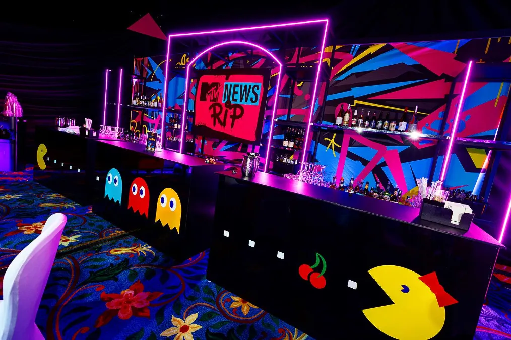 Retro Arcade Lounge