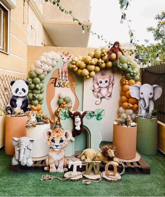 Sweet Safari Character Display