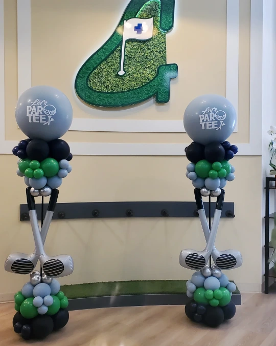 Crossed Clubs Balloon Columns